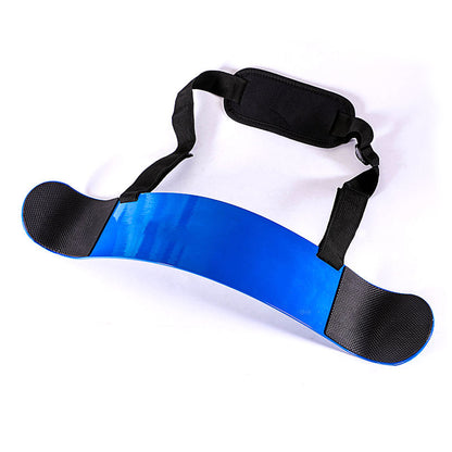 Plavi Arm blaster je alat za izolovan trening bicepsa